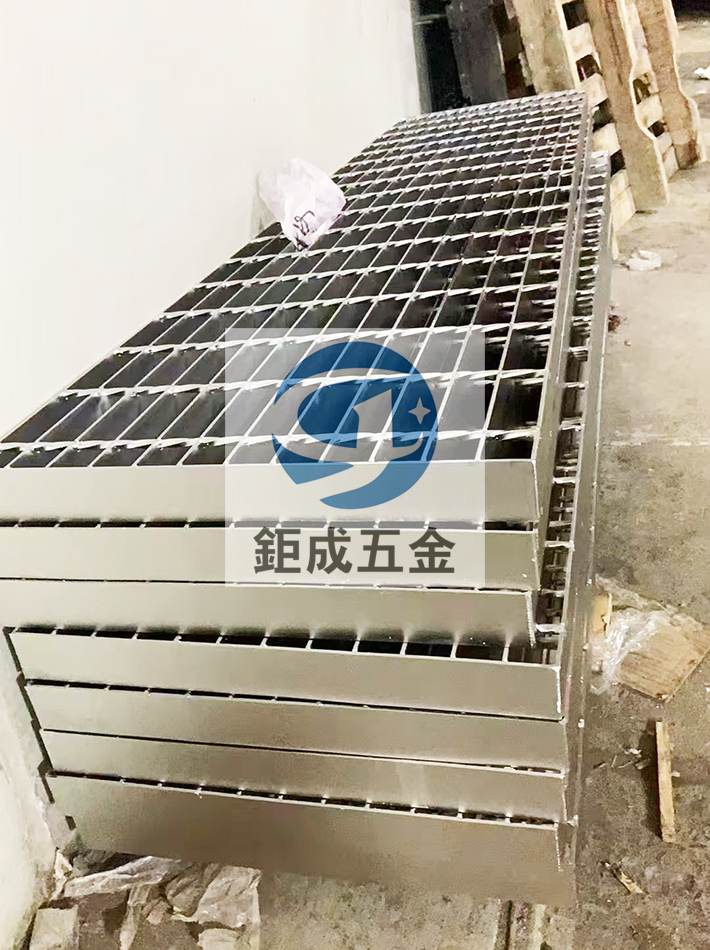 訂造鉛水鐵及不鏽鋼格板工程-Steel-Bar-Grating-不銹鋼格柵板定製工程-格網板工程2