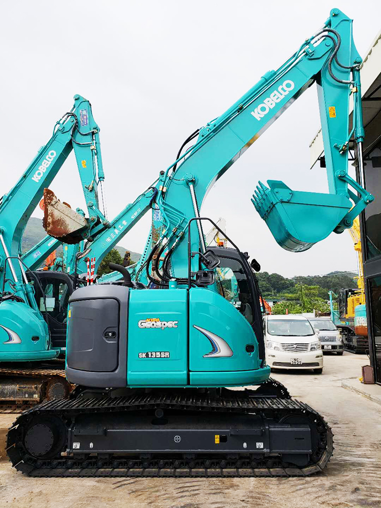 租售KOBELCO-SK135SR-7大型挖泥機2