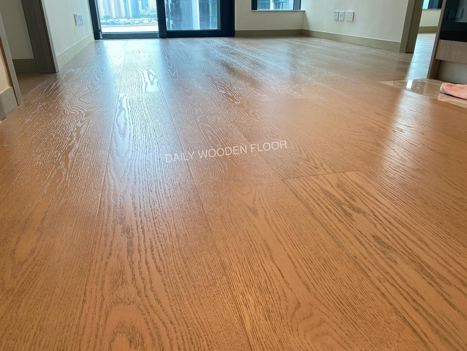 蔚藍東岸複合木地板保護油工程案例-地板修補打蠟執色處理-複合木地板打蠟報價-實木複合地板翻新工程-複合地板保養-複合木地板打蠟公司-Engineered-Hardwood-Flooring-Waxing-Service1