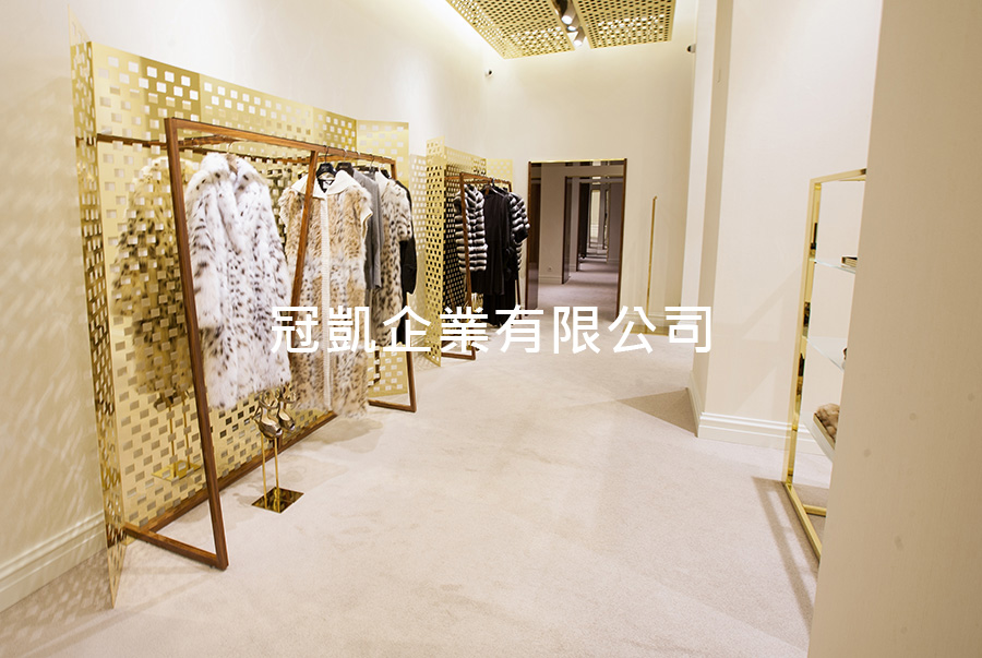 訂造不銹鋼展櫃工程-商店展示櫃-shop-display-cabinet12