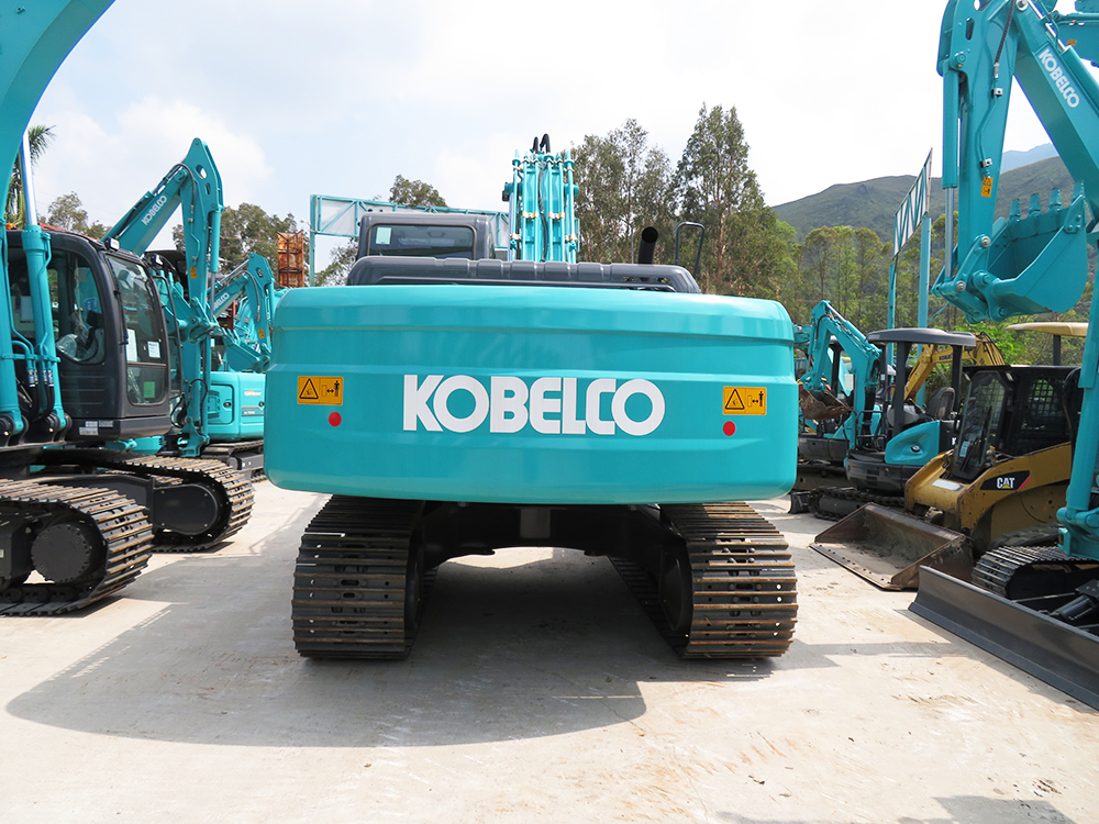 出租KOBELCO-SK200-10大型雞頭車-日租挖掘機-雞頭車租賃-租大型工程車-Digger-挖泥機牌子kobelco-租重型機械工程車-日本神鋼建機KOBELCO-Excavator-KOBELCO香港代理-租工程建築機械-Construction-Machinery-Rental-神戶製鋼