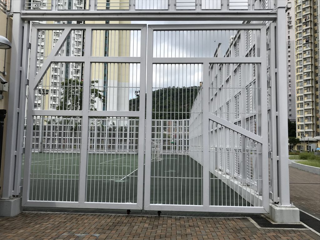 訂造香港籃球場不銹鋼圍欄工程／訂做不鏽鋼網球場圍網／訂製運動場不銹鋼護欄工程