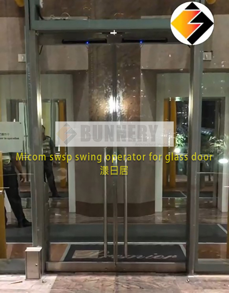 屋苑大堂自動掩門工程案例丨加裝自動門系統-自動感應門工程-Commercial-auto-doors-in-HK-玻璃門自動開門器
